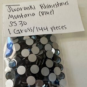 Montana Swarovski Rhinestones